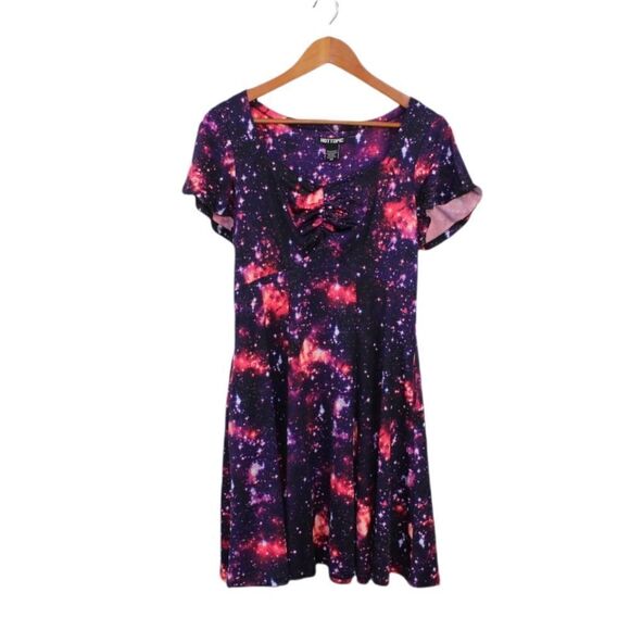 Hot Topic NWT glow in the dark fit & flare galaxy universe dress size medium - Picture 4 of 14